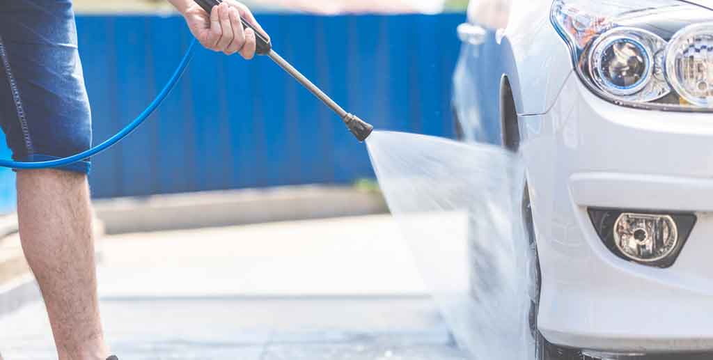 5 Benefits Of Parking Lot Pressure Washing For Your Business