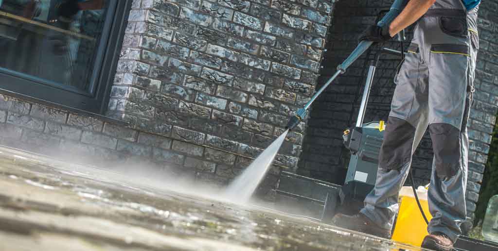 The Best Time Of Year To Pressure Wash Your House